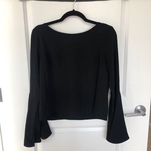 DESIGN LAB BLACK BELL SLEEVE LONG TOP